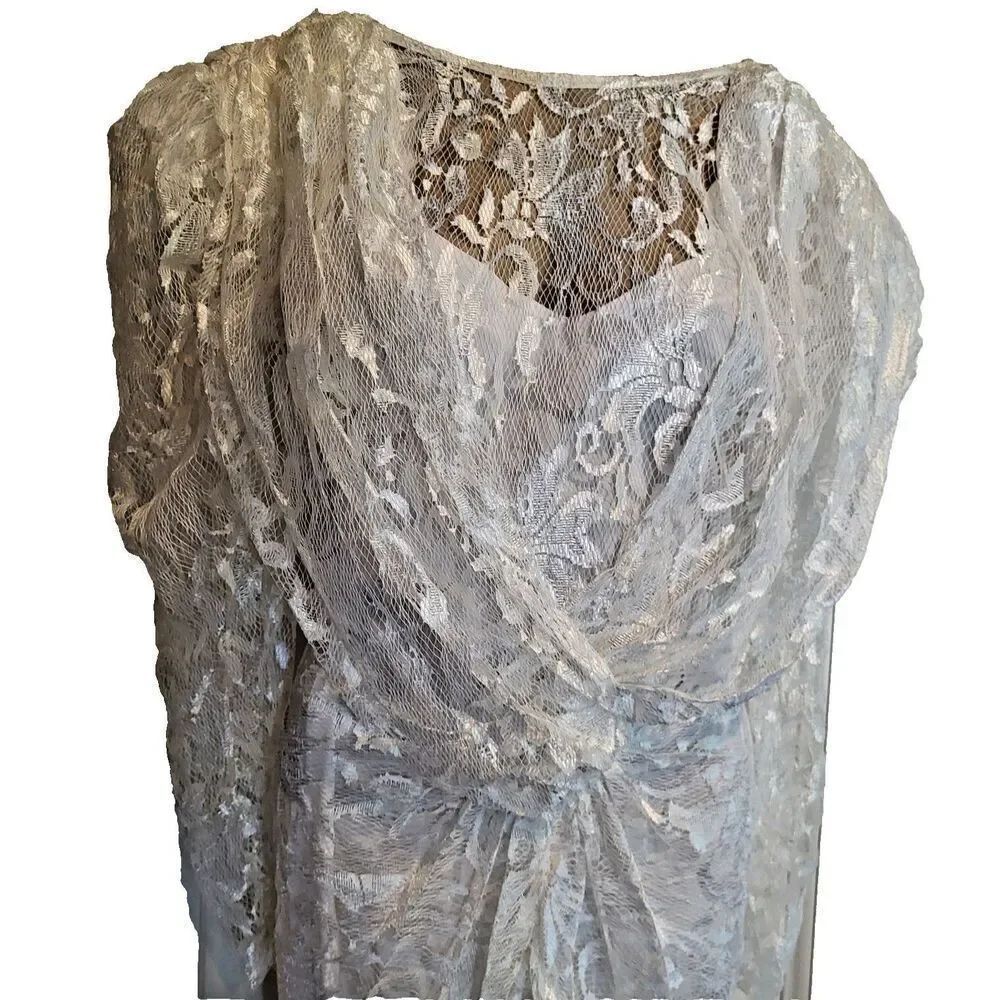 A La Carte VIntage 80s White Lace Cross Front Wedding Dress Sz 7-8 Rayon Acetate